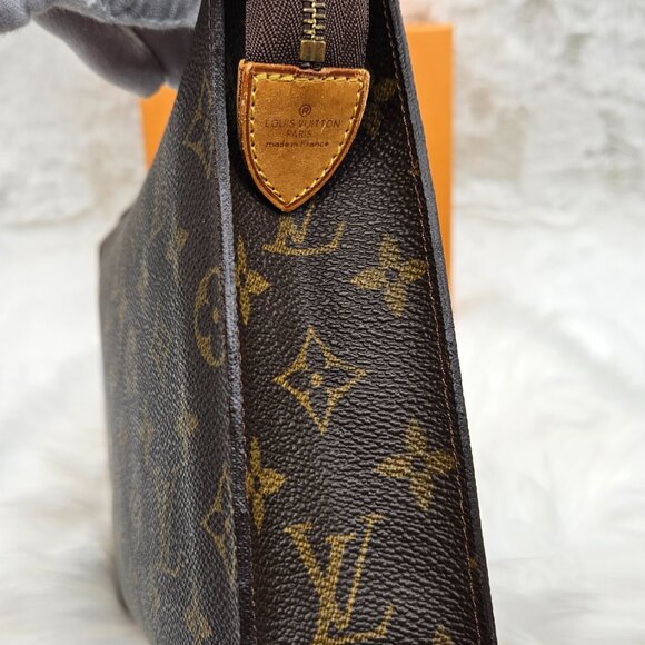 Louis Vuitton  Monogram Pouch 26cm [XXVYU5] - Picture 6 of 17